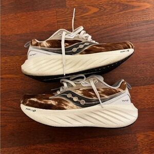 Saucony White and Brown Athletic Sneakers